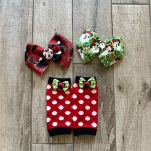 Minnie/Mickey Mouse leg warmers and bows